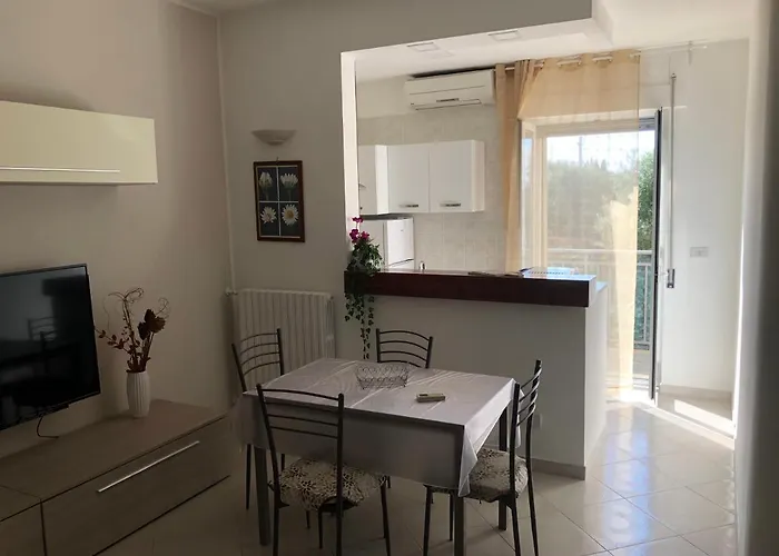 Holiday home Il Quadrifoglio 2 *